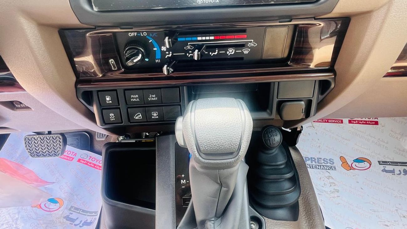 تويوتا لاند كروزر 70 LC 78 HARDTOP 2.8L AT