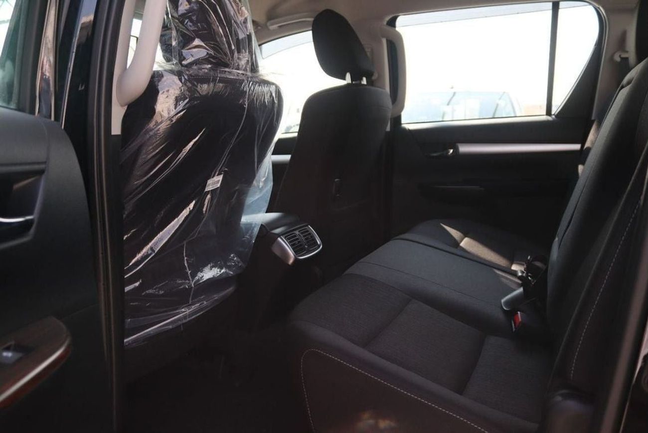 Toyota Hilux 2025 TOYOTA HILUX 4.0 V6 PETROL TRD LINE **EXPORT ONLY**التصدير فقط خارج الخليج**