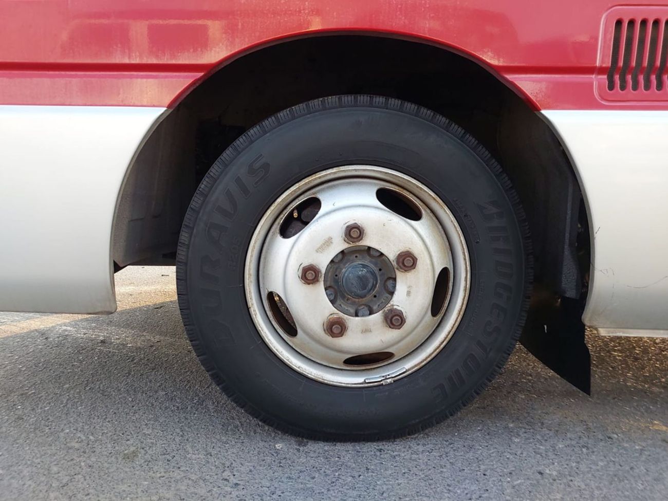 نيسان سيفيليان NISSAN CIVILIAN BUS RHD 2004 MODEL 4.1 L DIESEL MANUAL(PM21584)