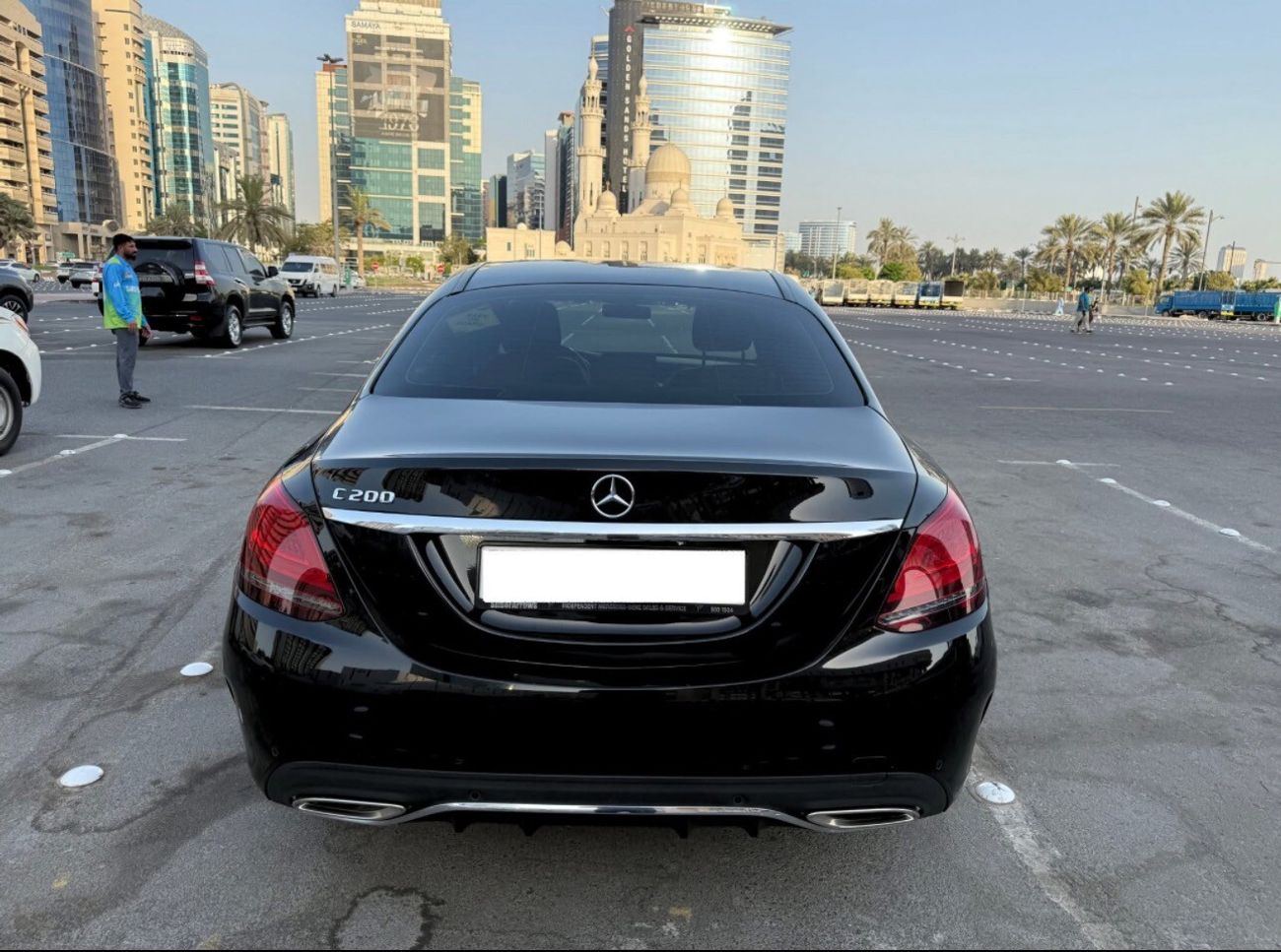 مرسيدس بنز C 200