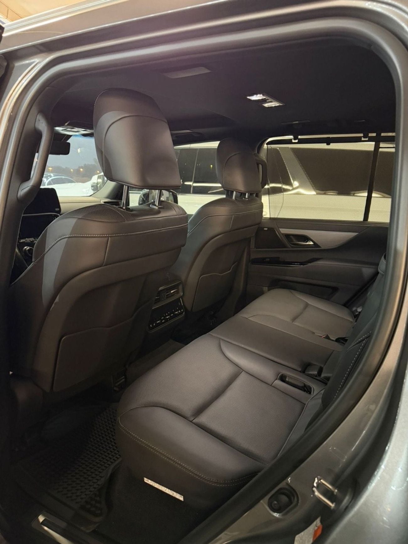 Lexus LX600 F SPORT
