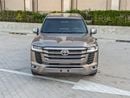 Toyota Land Cruiser GXR FACELIFTED WITH INTERIOR AND EXTERIOR GCC V6 4.0L