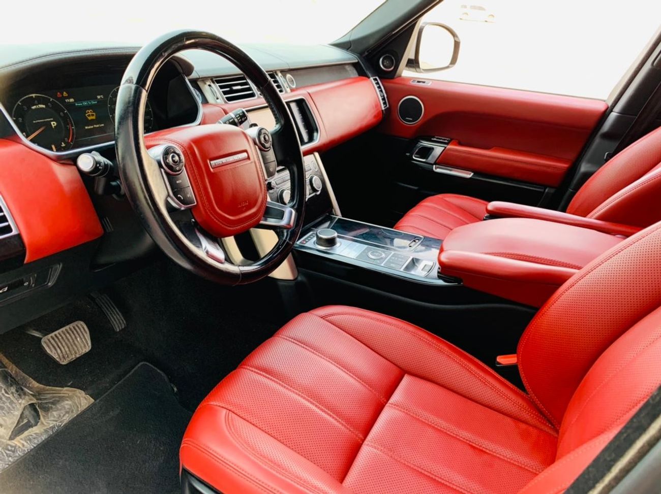 Used Land Rover Range Rover 2013 for sale in Dubai - 508703