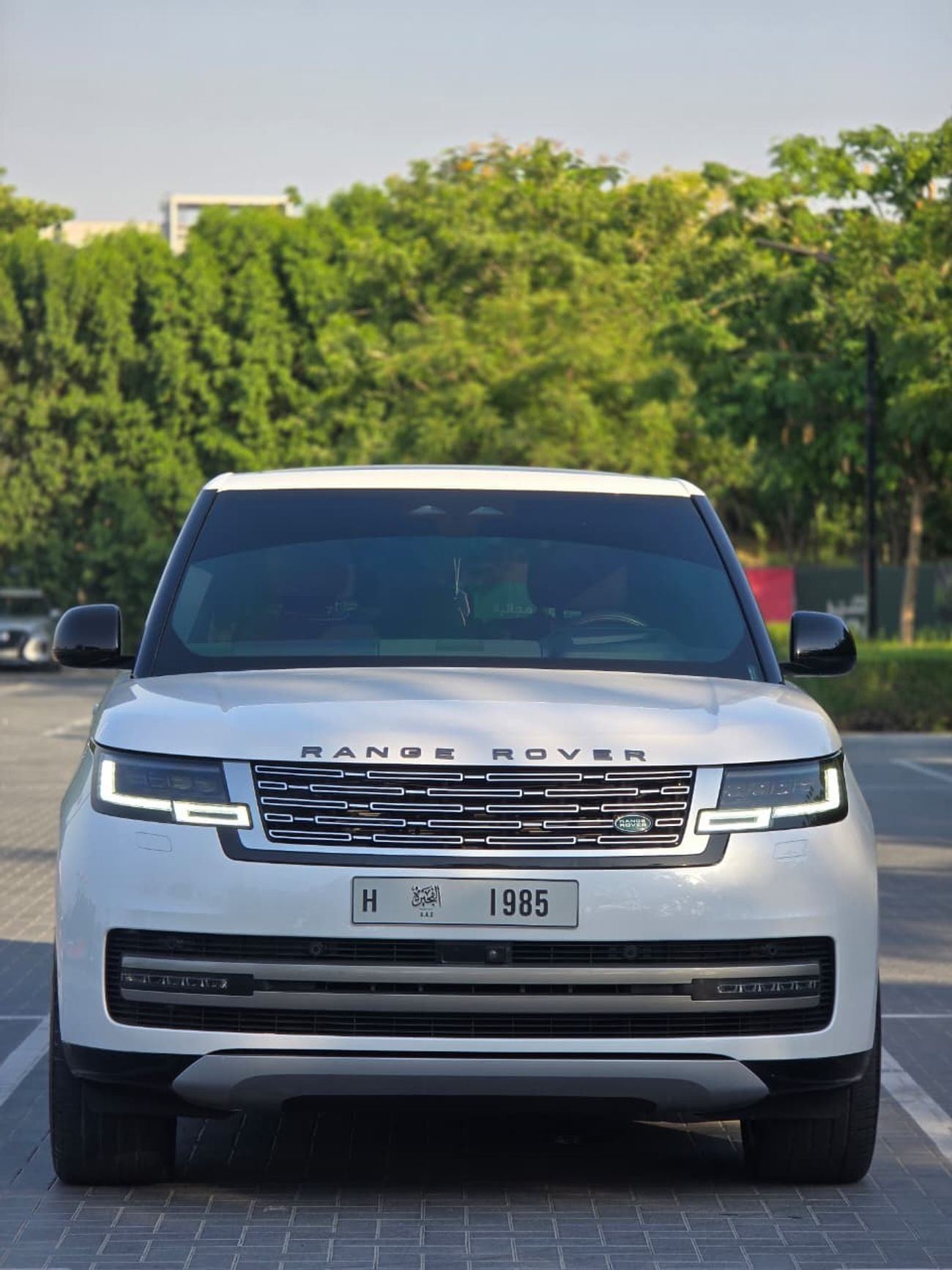Land Rover Range Rover Autobiography P530 4.4L RANGE ROVER HSE GCC 2024 // LOW MILEAGE // PERFECT CONDITION // FULL OPITION