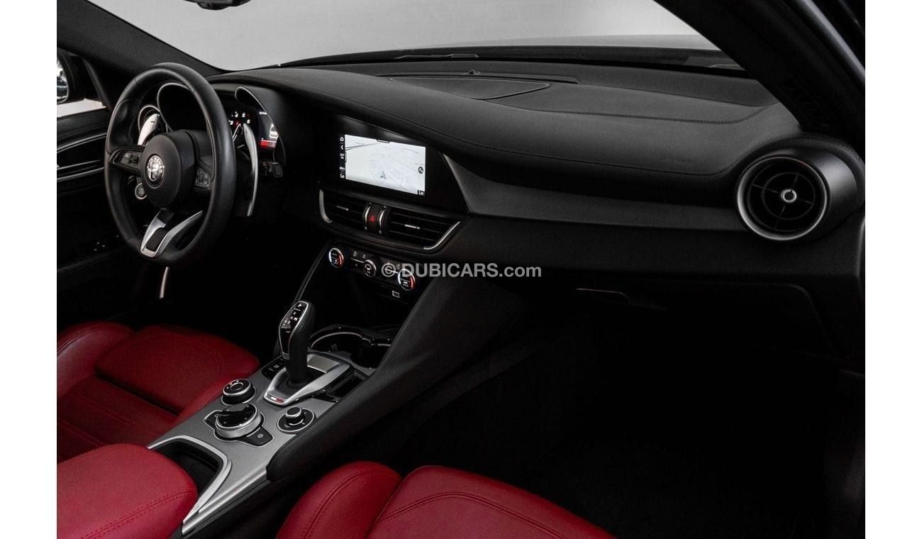 Alfa Romeo Giulia Q2 / 7 Year Alfa Romeo Warranty & 5 Year Service Contract / Low Kms