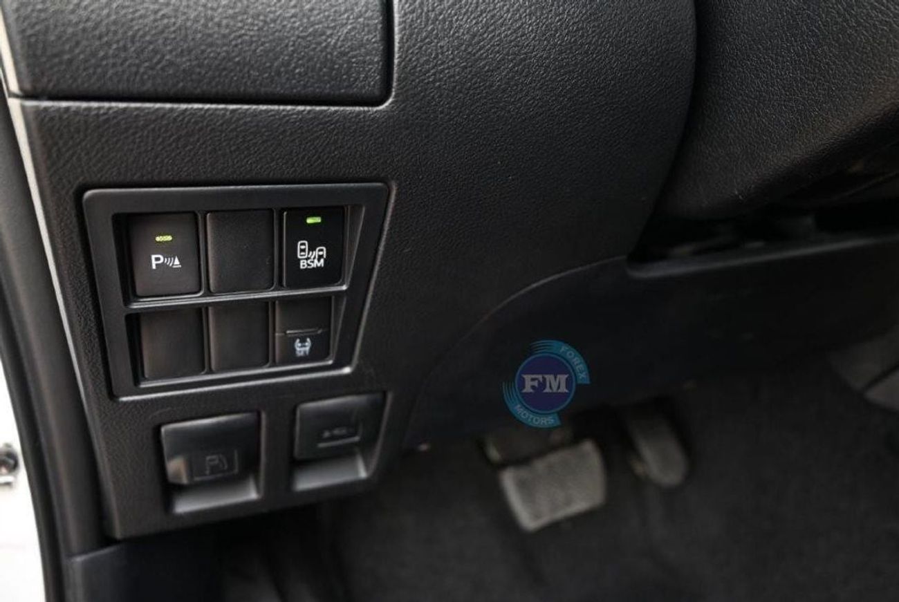 Toyota Hilux Double Cab Pickup VX 4.0L Petrol 4X4 Automatic