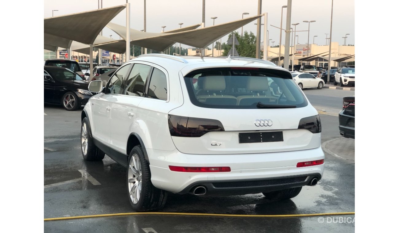 Audi Q7 AUDI Q7 MODEL 2013 GCC CAR PER CONDITION FULL OPTION PANORAMIC ROOF LEATHER SEATS BACK CAMERA