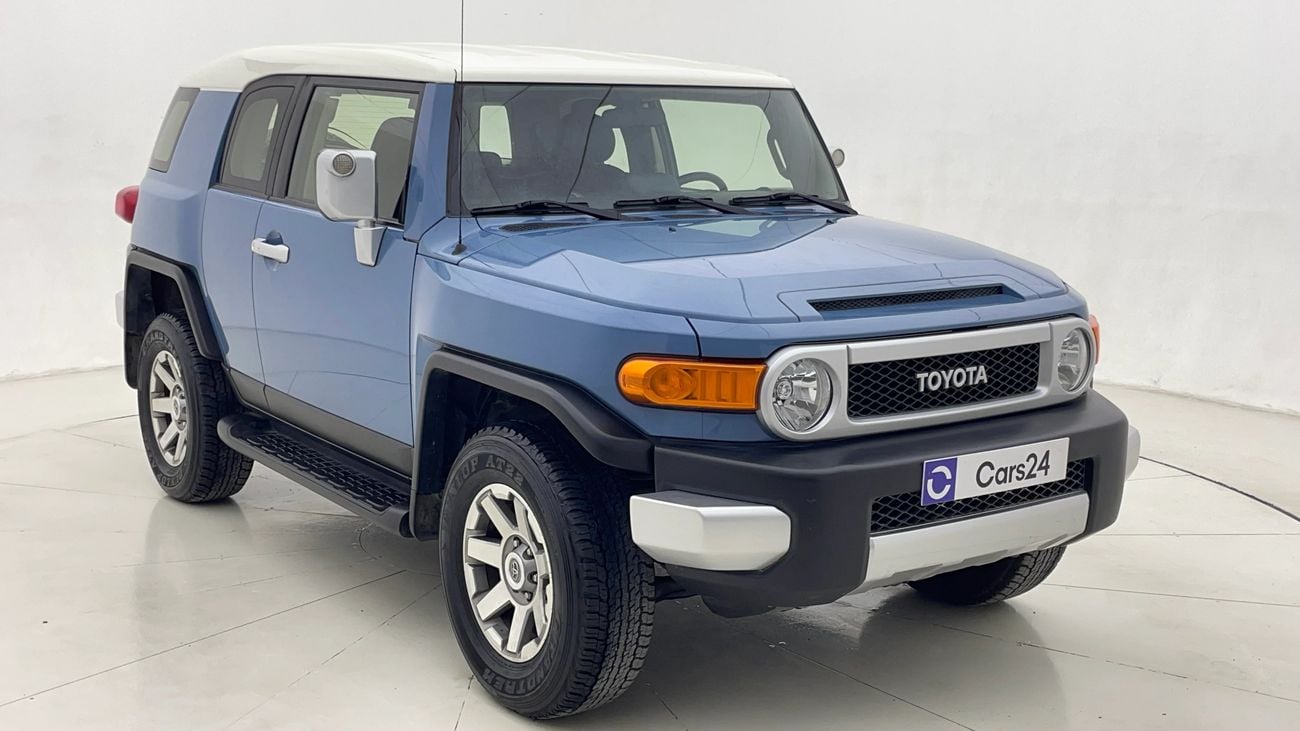 Toyota FJ Cruiser GXR 4.0L A/T 2022 GXR | AED 1863/Month | 0 DP | 30 Day Return | Warranty | Service History