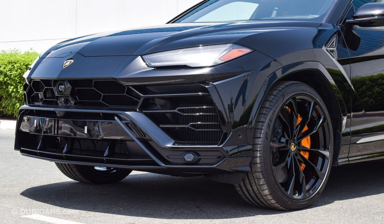 Lamborghini Urus Carbon Fiber Package (Export).  Local Registration + 10%