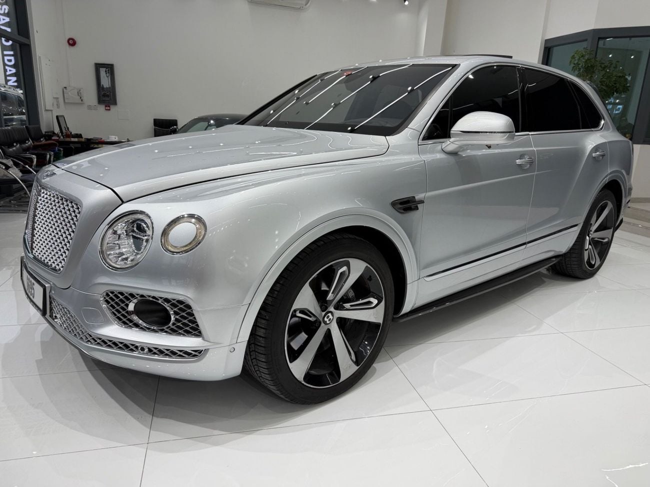 Bentley Bentayga FIRST EDITION