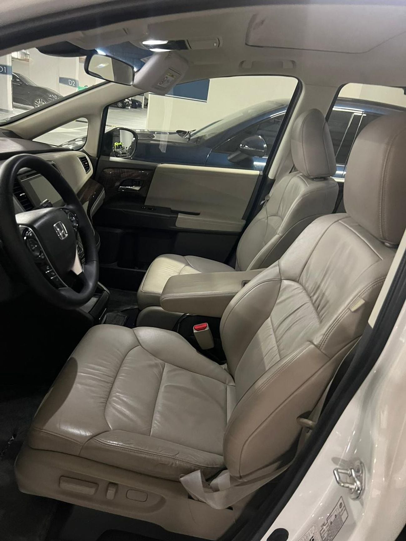 Honda Odyssey 2019 Honda Odyssey GCC No Accident full option great condition