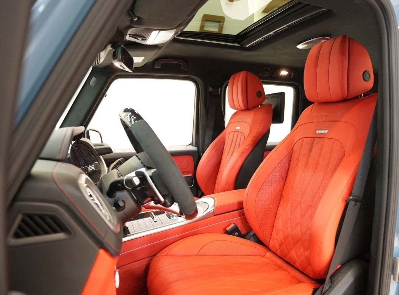 مرسيدس بنز G 63 AMG 2025 | GARGASH | FULL CARBON | CHINA BLUE | G-CLASS G63 AMG V8 | LOW MILEAGE | PERFECT CONDITION