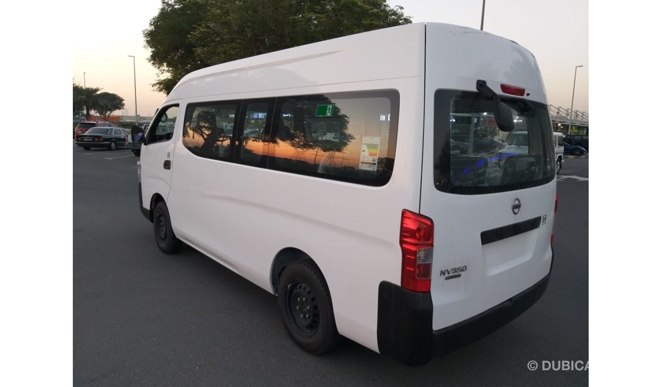 Nissan Urvan 2.5L 13 SEATER