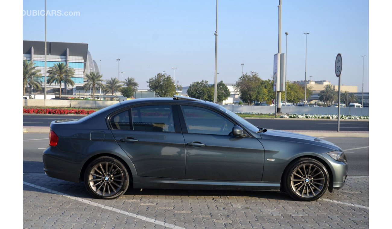 BMW 320i Full Option in Excellent Condition