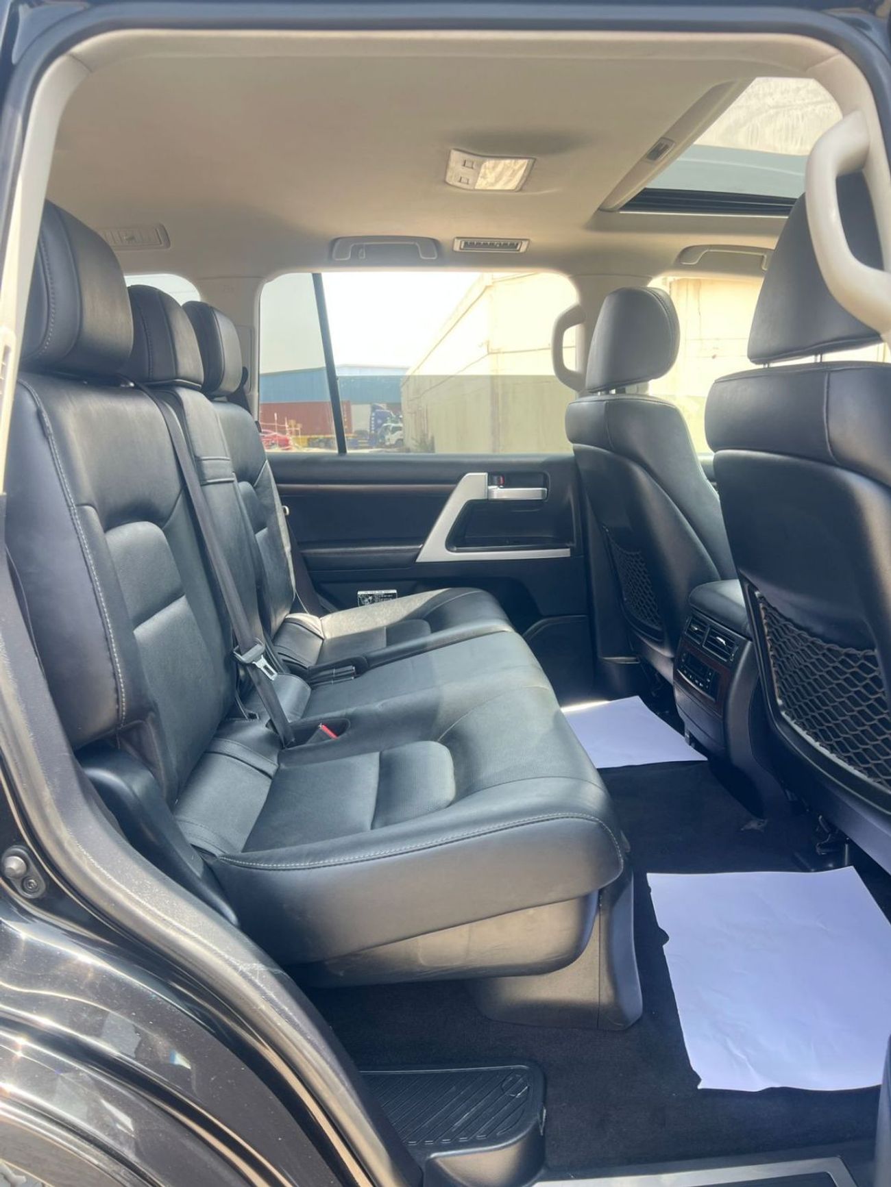 Toyota Land Cruiser DIESEL 4.5 LITER RIGHT HAND DRIVE 2019 BLACK COLOR