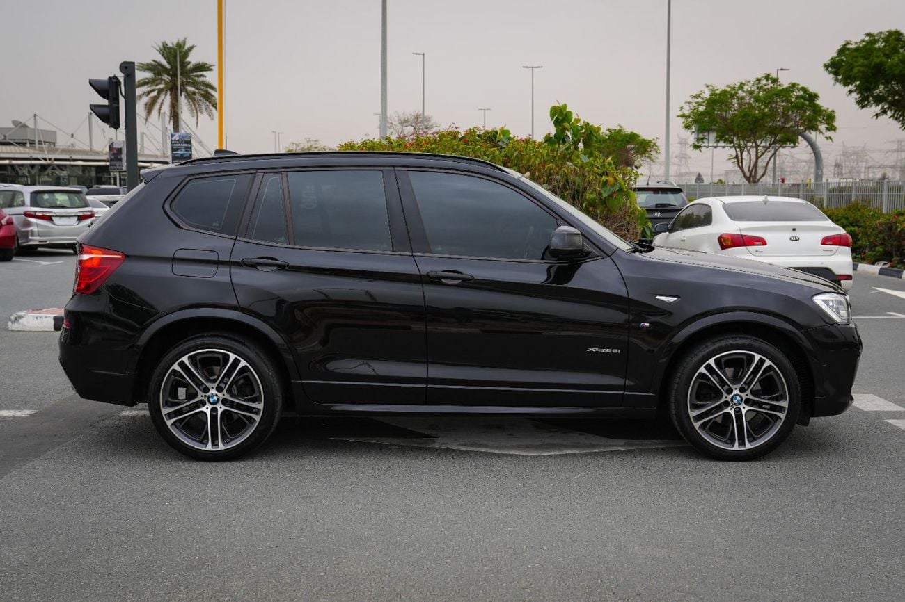 BMW X3 X DRIVE 28I 2017!! GCC SPECS!! WELL MAINTAINED