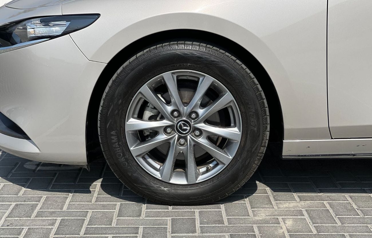 Mazda 3 SELECT