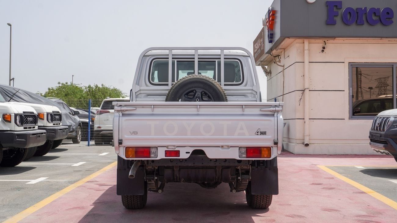 Toyota Land Cruiser Pick Up LC 79 DC 4.5L DIESEL V8