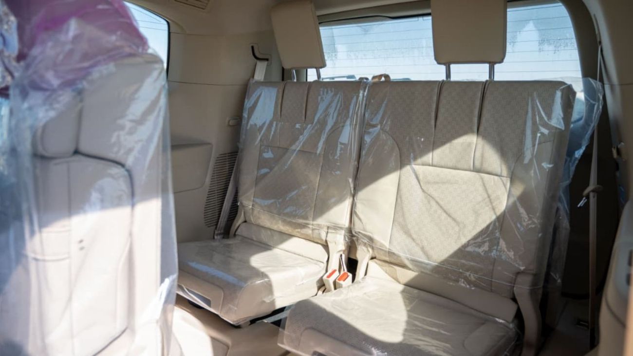 Toyota Land Cruiser VX-V 4.0L | Petrol | V6 | Automatic | 7 Seater | 4 Door