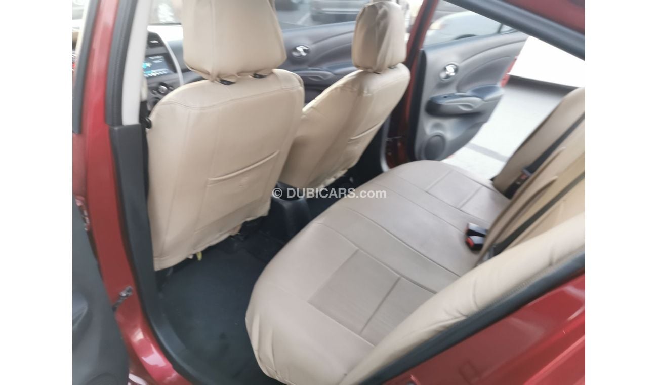 Nissan Versa