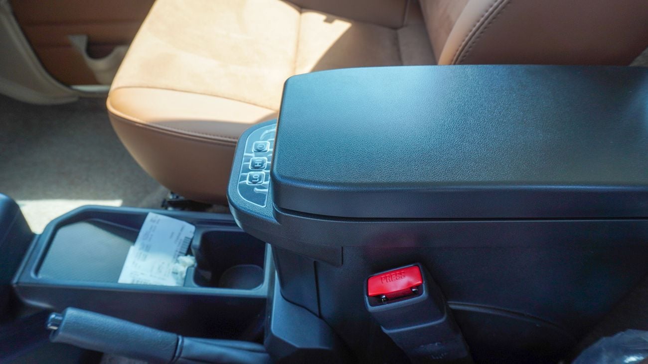 Toyota Land Cruiser 70 4.0L V6 Oman Specs