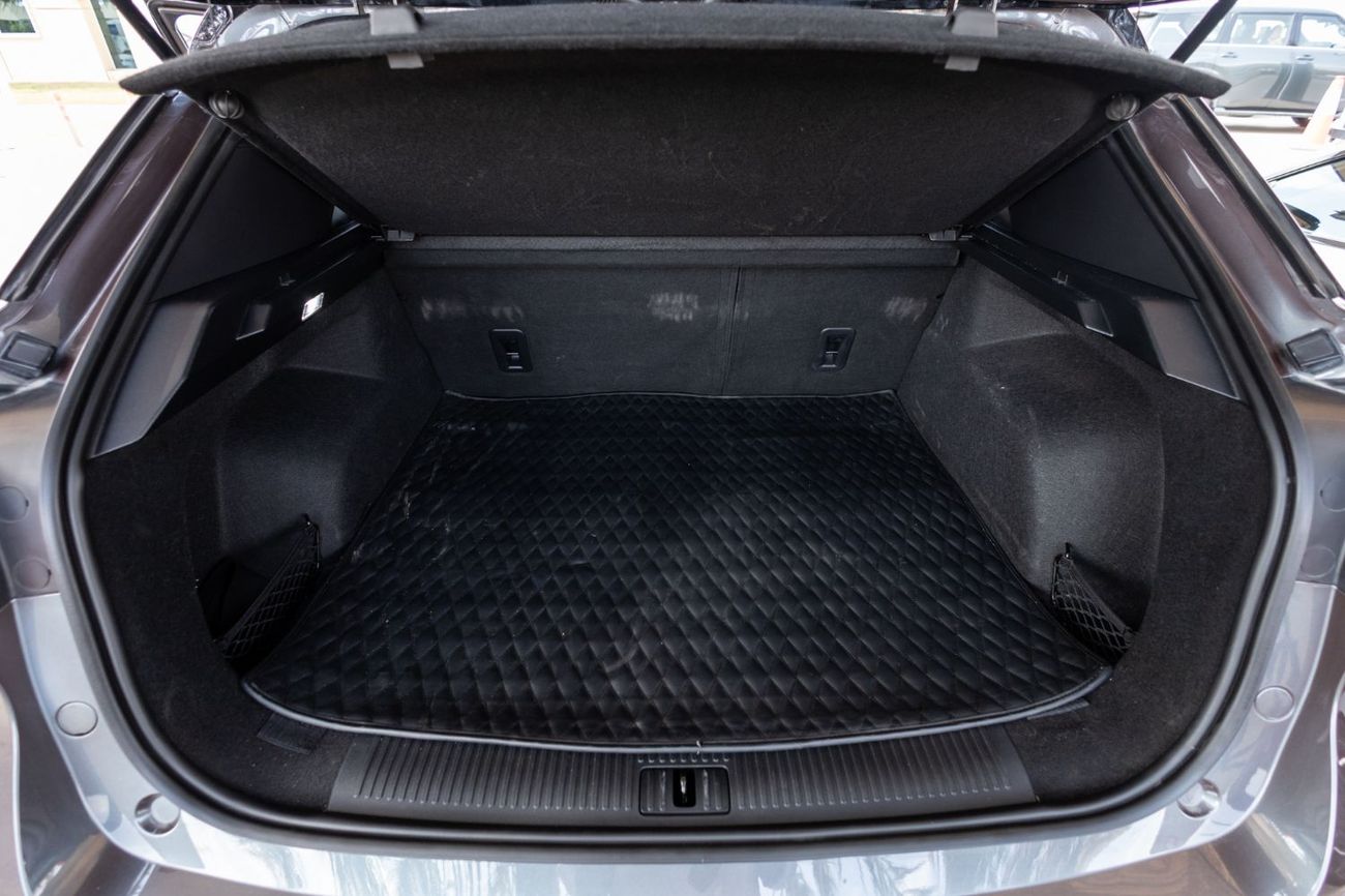 أم جي وان 1.5 LUX