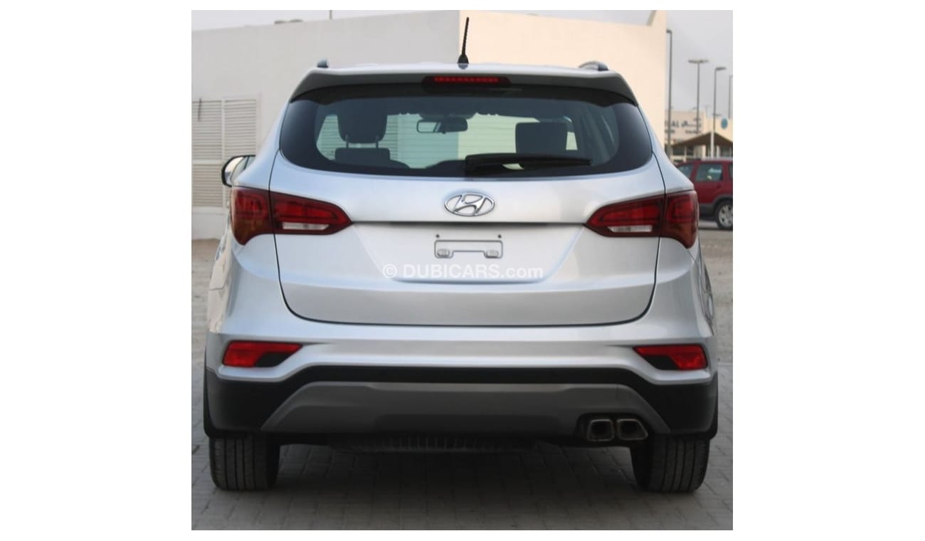 هيونداي سانتا في هيونداى سنتافى 2018 فضي 2.4 خليجي بحالة ممتازة بدون حوادث