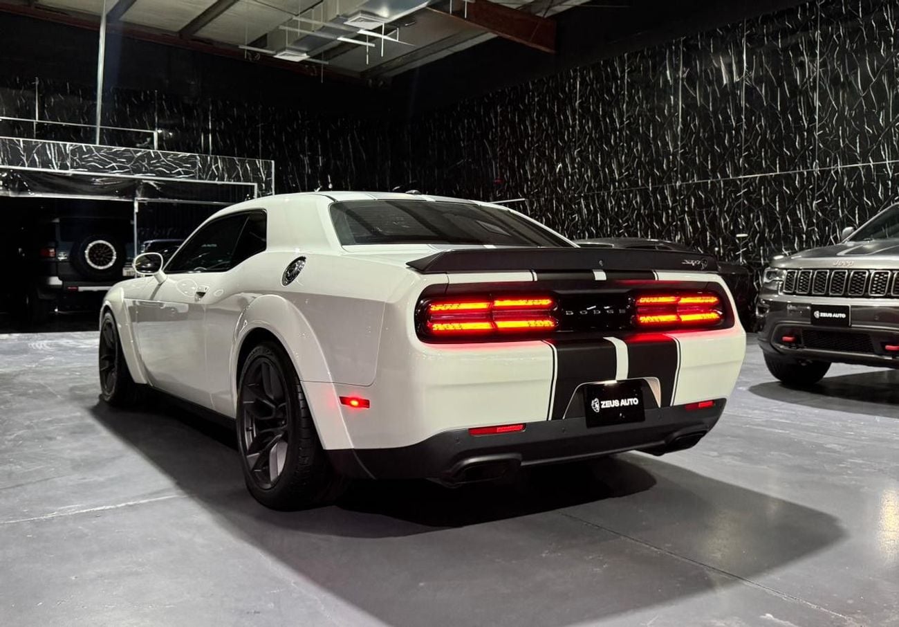 Dodge Challenger SRT Hellcat Widebody 6.2L