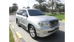 Toyota Land Cruiser 2011 VXR Fully loaded, 1 owner, no accidents