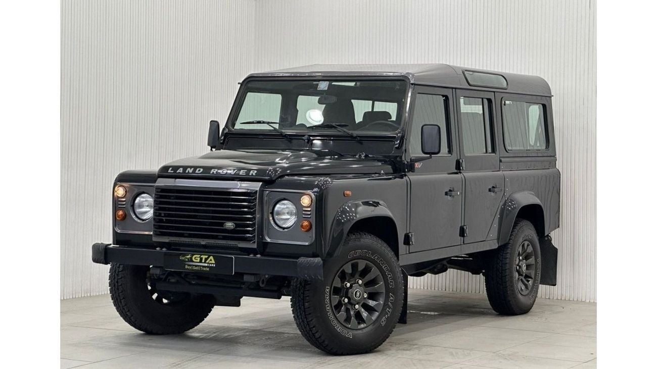 Land Rover Defender 2013 Land Rover Defender 110SX LXV Manual Transmission, Full Service History, GCC