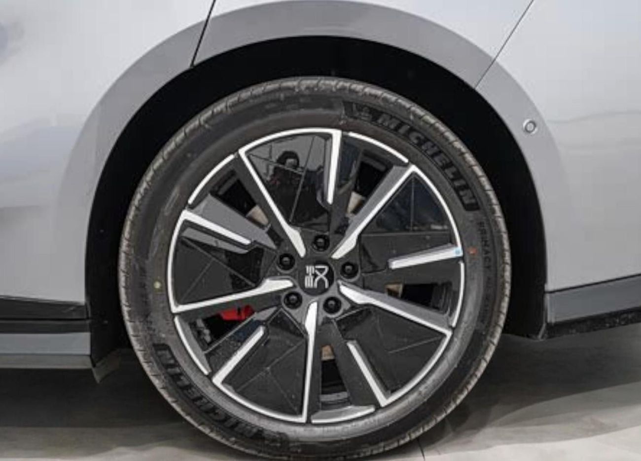 بي واي دي هان L EV LiDAR Edition 701km Range