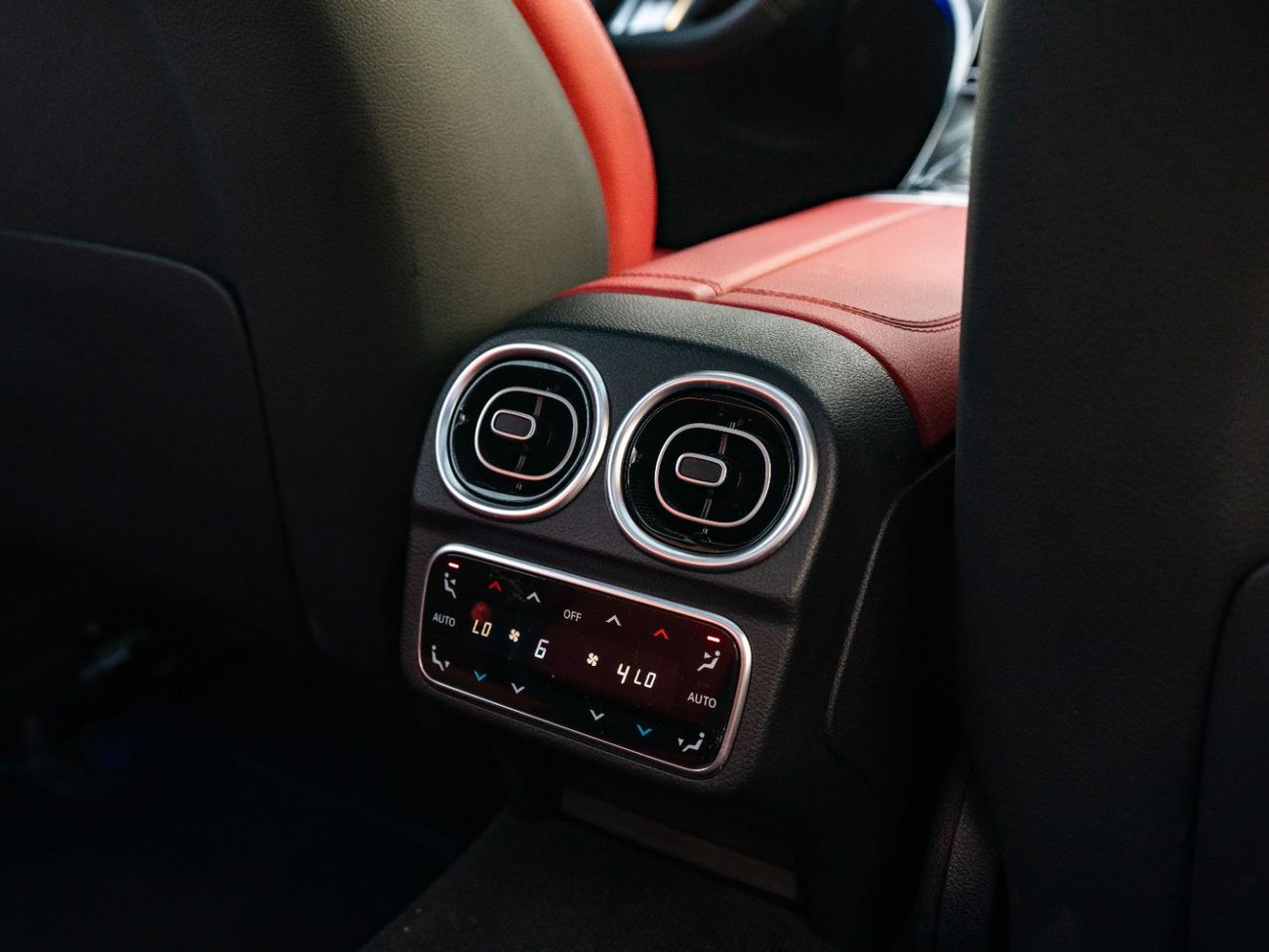 Mercedes-Benz C 200 Premium 2.0L