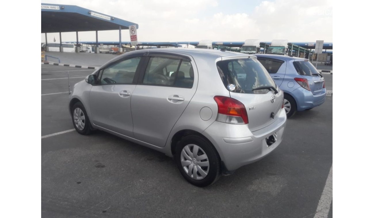 تويوتا فيتز Vitz RIGHT HAND DRIVE (Stock no PM 112 )