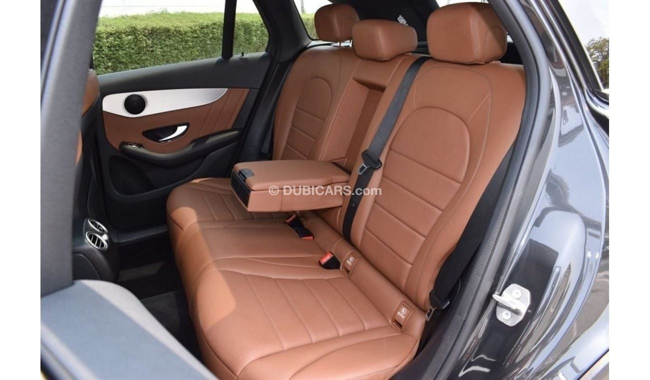 Mercedes-Benz GLC 300 4MATIC MERCEDES GLC300 AMG / 2020 / USA / Under warranty