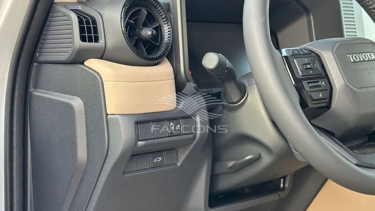 تويوتا برادو TXR Toyota Prado 2.7L PETROL ALL ROUNDER 4SP TXL Spare Down AT