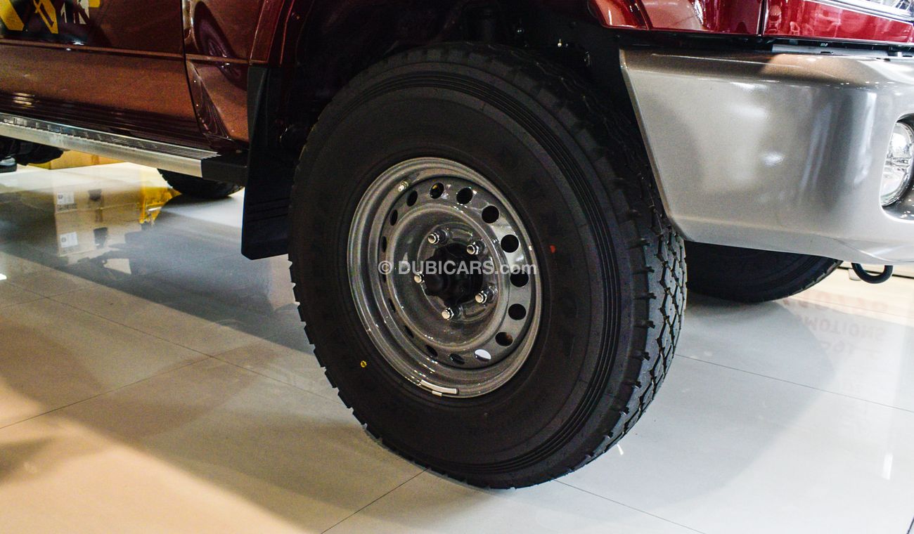 Toyota Land Cruiser 70