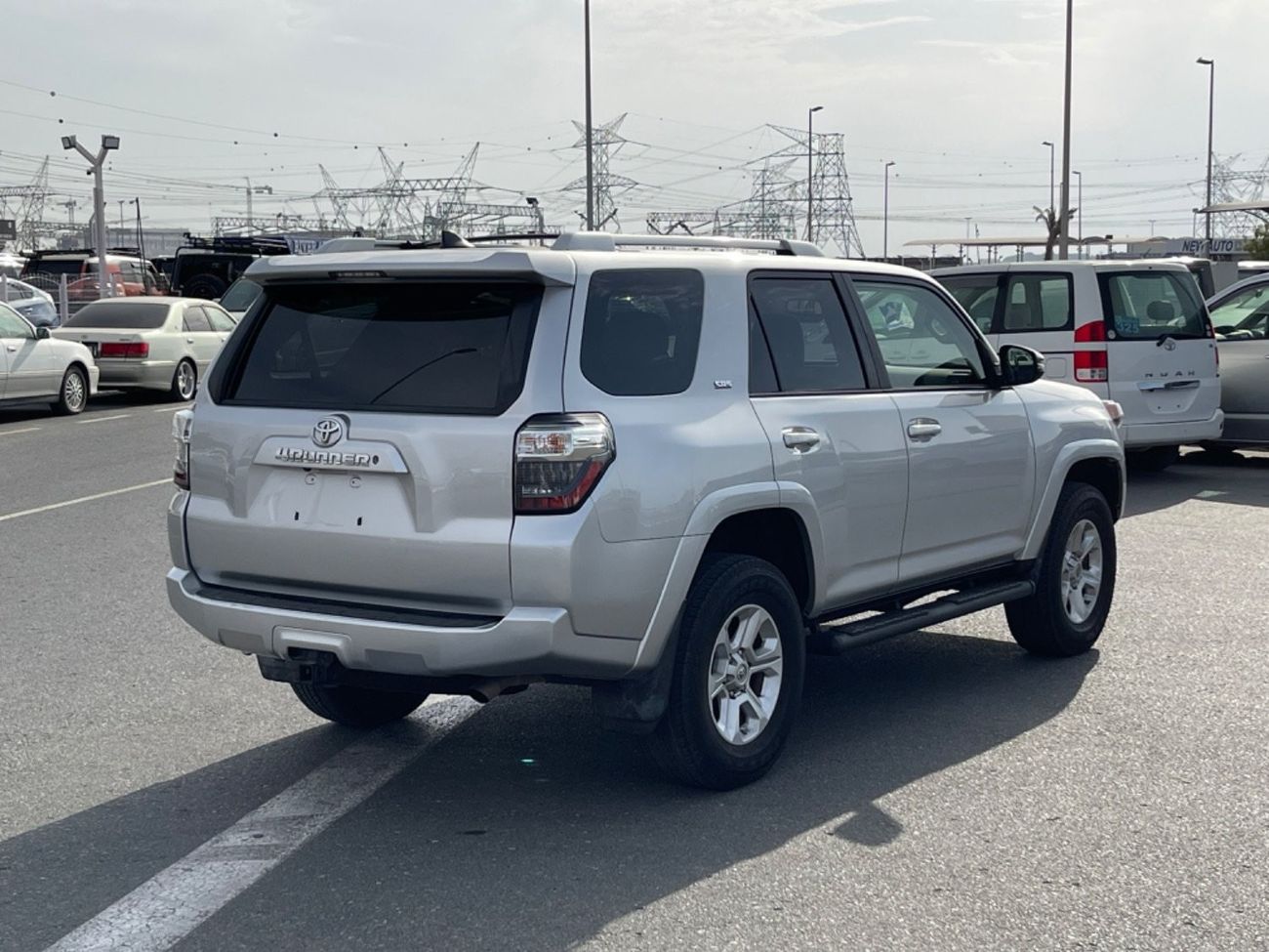 Toyota 4Runner 2017 TOYOTA 4RUNNER SR5 4x4 7SEATER IMPORTED FROM USA
