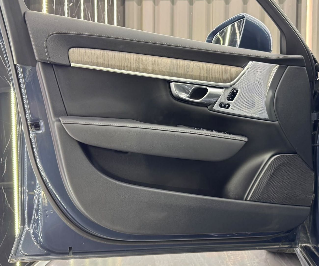 Volvo S90 B6 Core