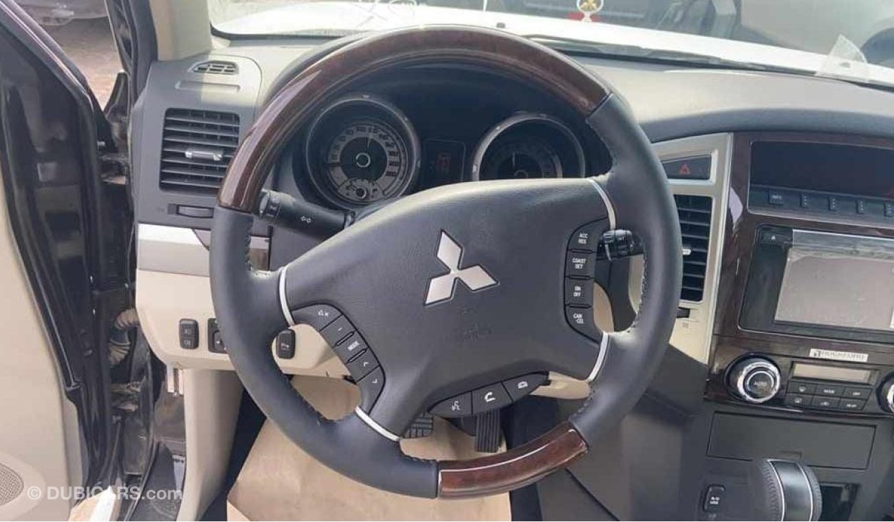 ميتسوبيشي باجيرو 2020 MODEL NEW 0 KM PAJERO COLORS AVAILABLE NOW ON SALE 3.8L ENGINE ON SALE NOW ONLY FOR EXPORT ....