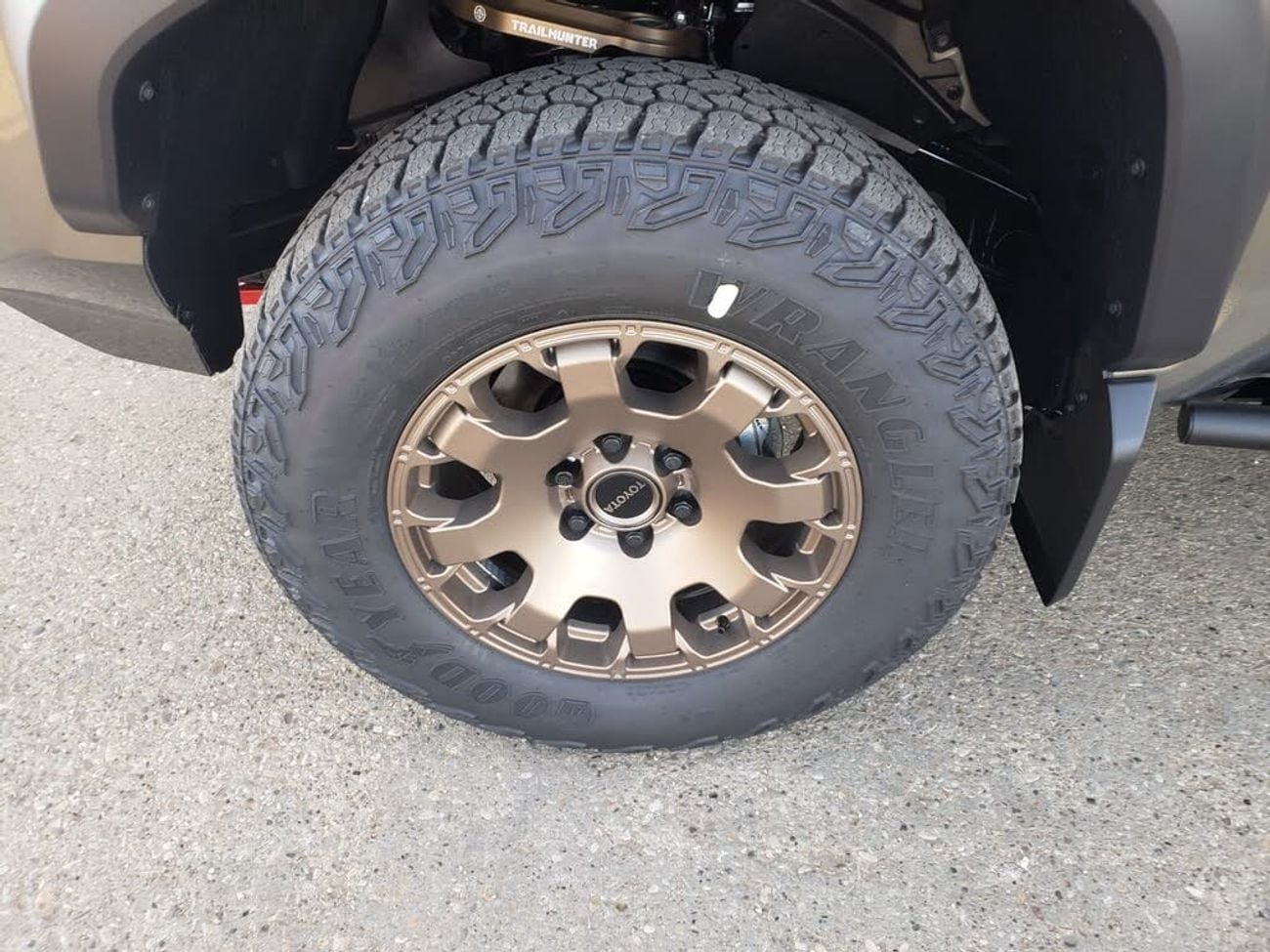 Toyota Tacoma 26/26 TRAILHUNTER