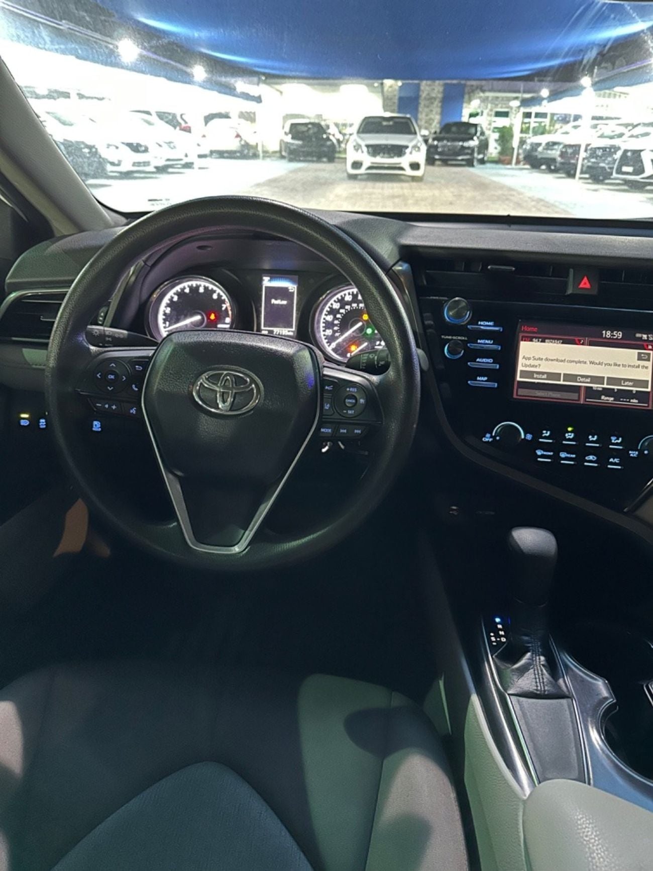 تويوتا كامري LE STD تويوتا كامري 2019 بمحرك سعة 2.5 أربع سلندر، السيارة بحالة جيدة