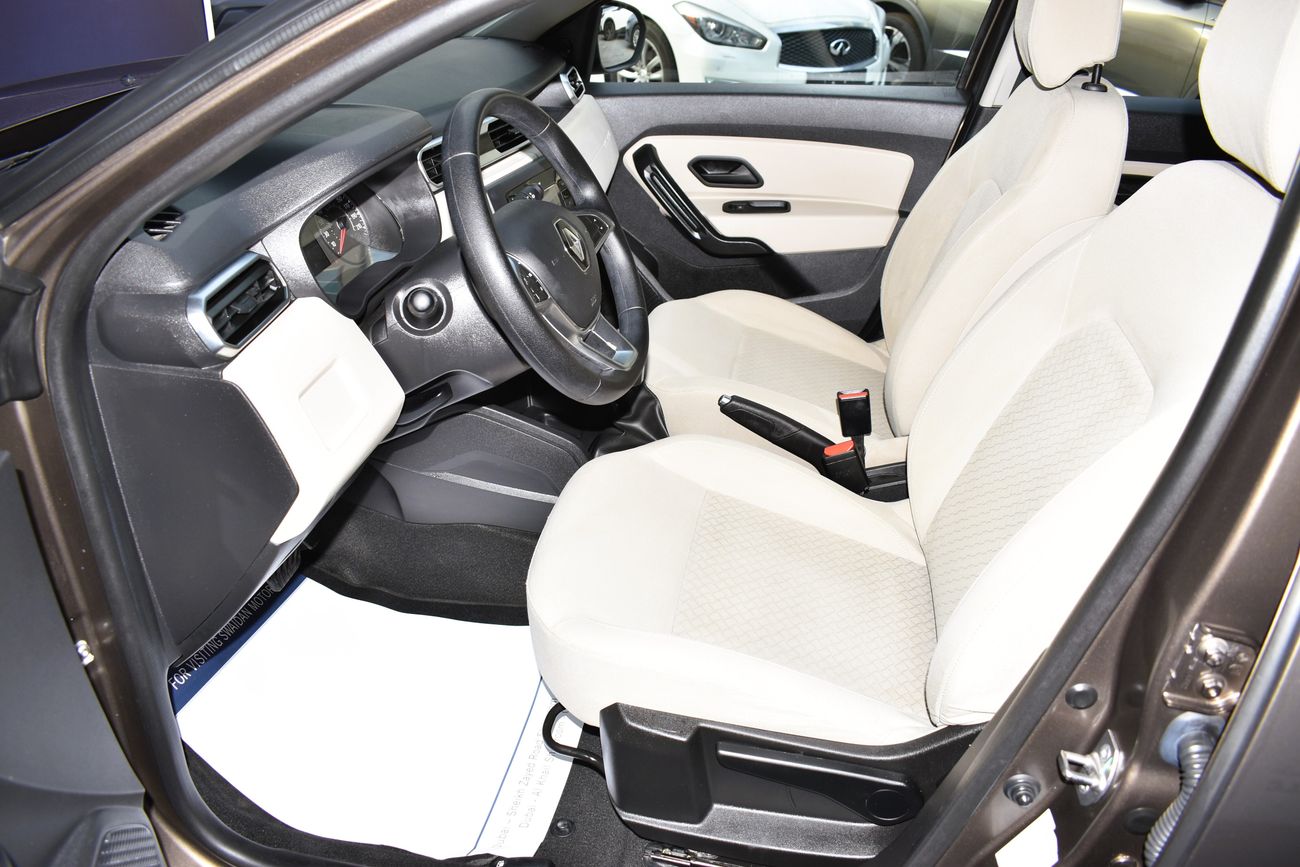 Renault Duster AED 559 PM | 1.6L PE 2WD GCC DEALER WARRANTY