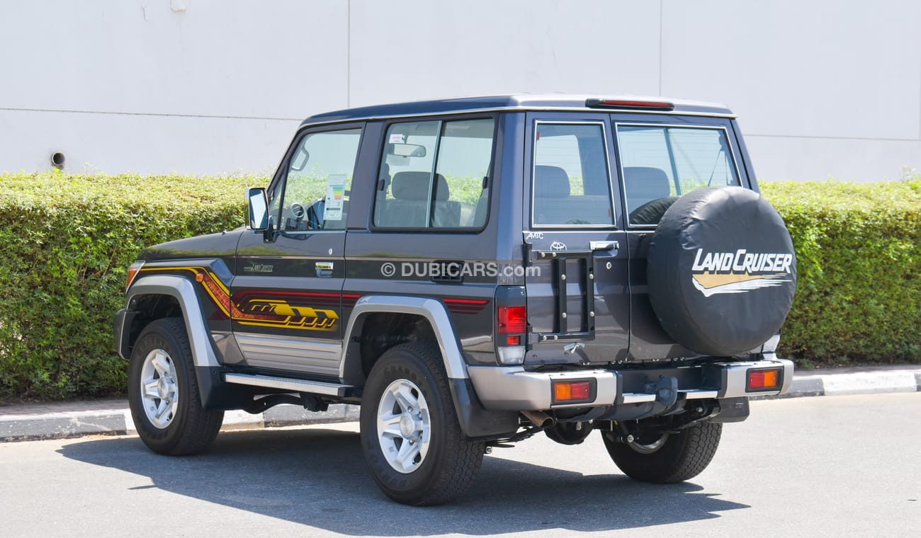 Toyota Land Cruiser 70 4.0 L V6