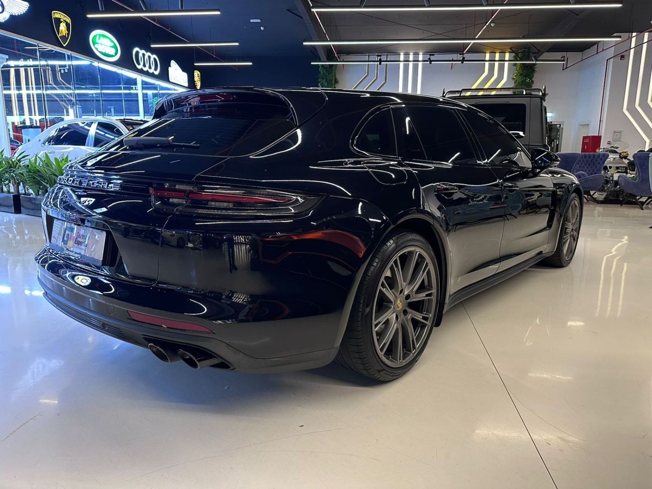 Porsche Panamera 4S Sport Turismo 3.0L (440 HP) 2018 Panamera 4S Sport Turismo, GCC UNDER WARRANTY AND SERVICE CONTRA
