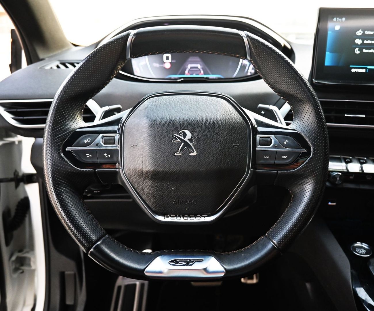 بيجو 3008 بيجو 3008 جي تي لاين 2023 خليجي بحالة ممتازة