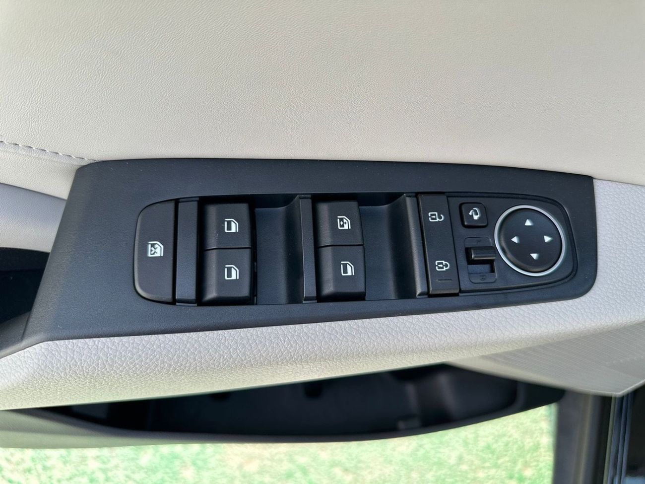 Kia Carens KIA CARENS 1.5L - 2025 MODEL - BLACK color