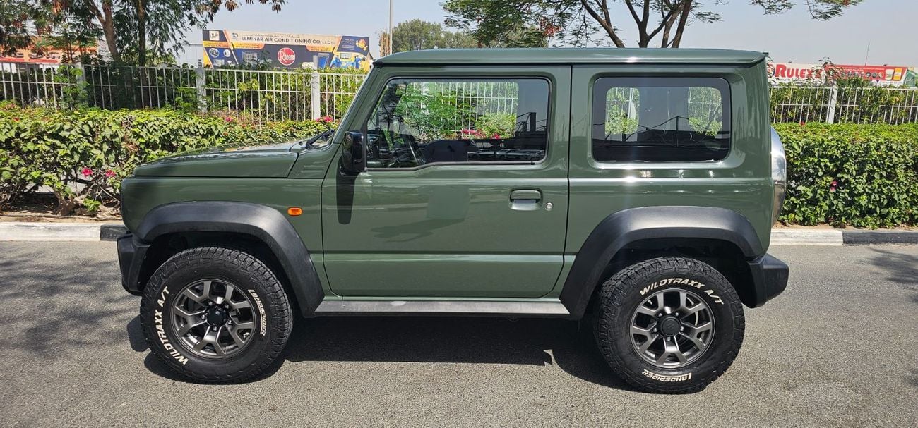 سوزوكي جيمني 1.5L GLX (A/T)