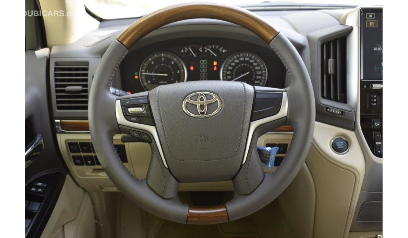 Toyota Land Cruiser 200  V8 4.5L TURBO DIESEL 8 SEAT AUTOMATIC PLATINUM EDITION