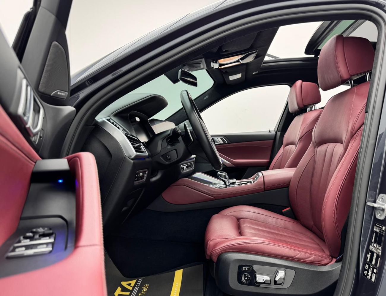 بي أم دبليو X6 M50i 4.4L 2022 BMW X6 M50i, 2026 BMW Warranty and Service Contract, BMW Service History, GCC