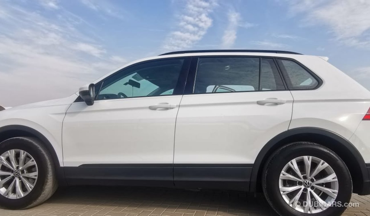 Volkswagen Tiguan S